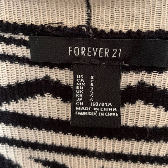 Asymmetrical Cardigan Sweater Geometric Neutral Black and Tan - Picture 2 of 6